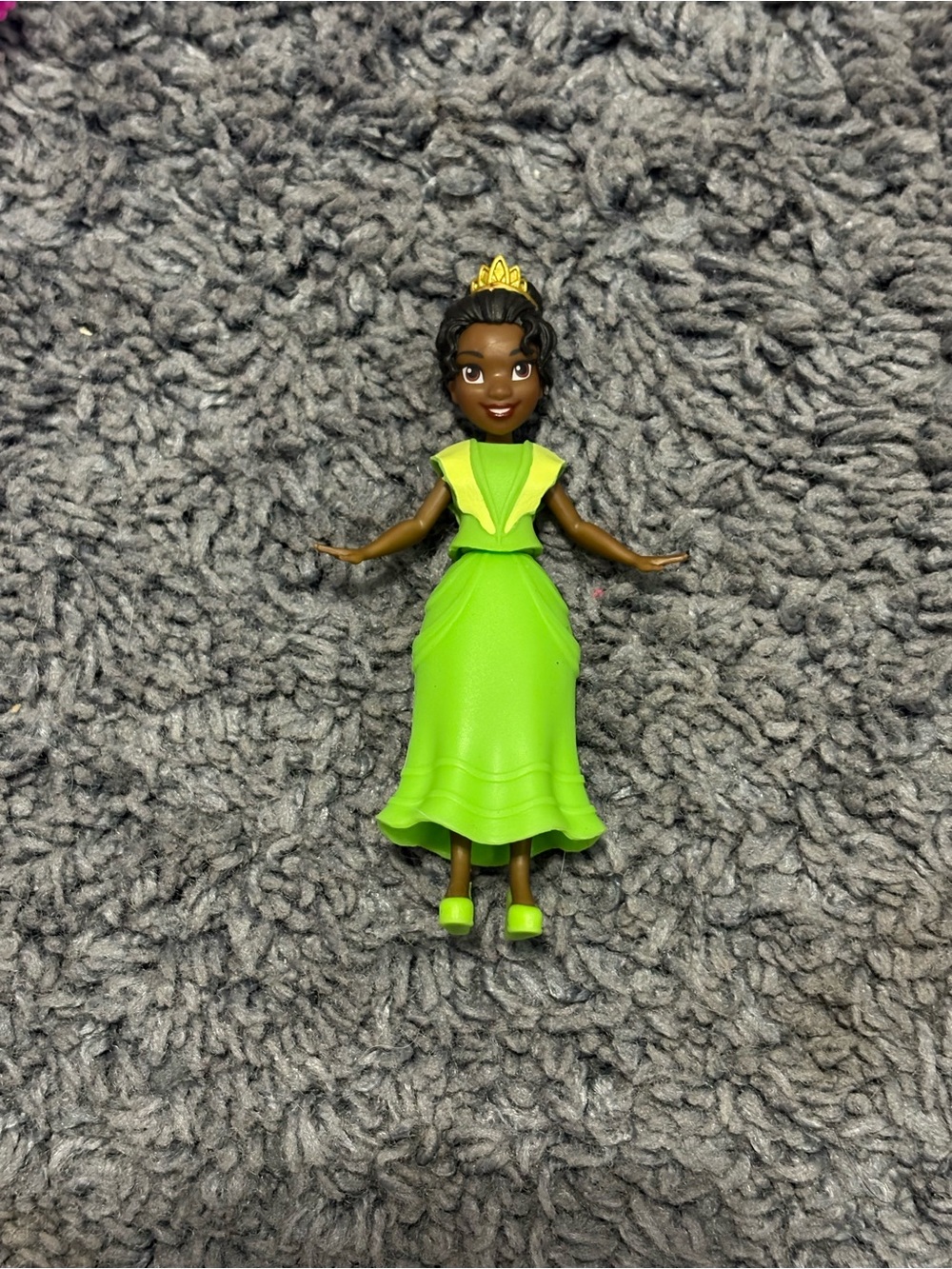 NWOT Princess Tiana from The Princess and the Frog doll with removable clothes